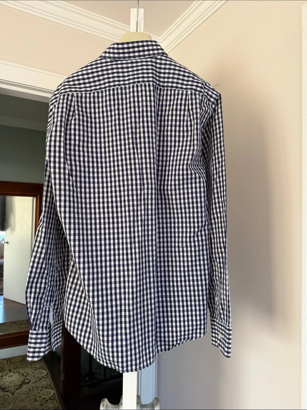 J. Crew Men’s Navy and White Gingham non iron Button-Down Shirt size M